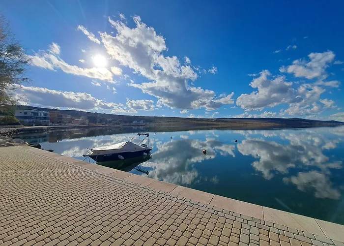 Maja * Рованьска