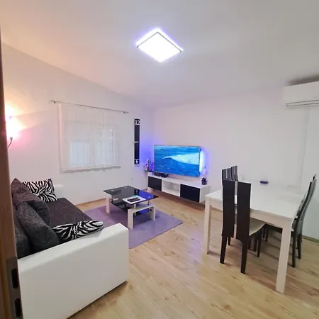 Maja Apartment