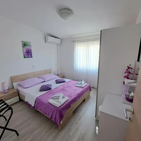 Maja Apartment Rovanjska